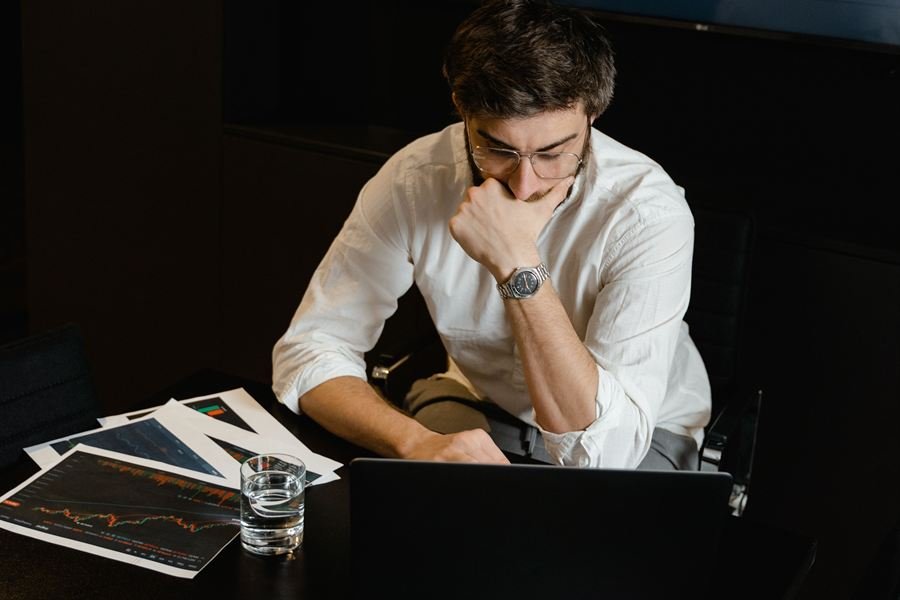 A learner thinking over a decision